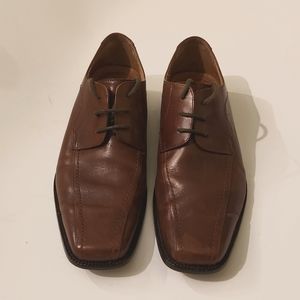 Leather dress shoes Saks Fifth Avenue, men's size 8.5, brown